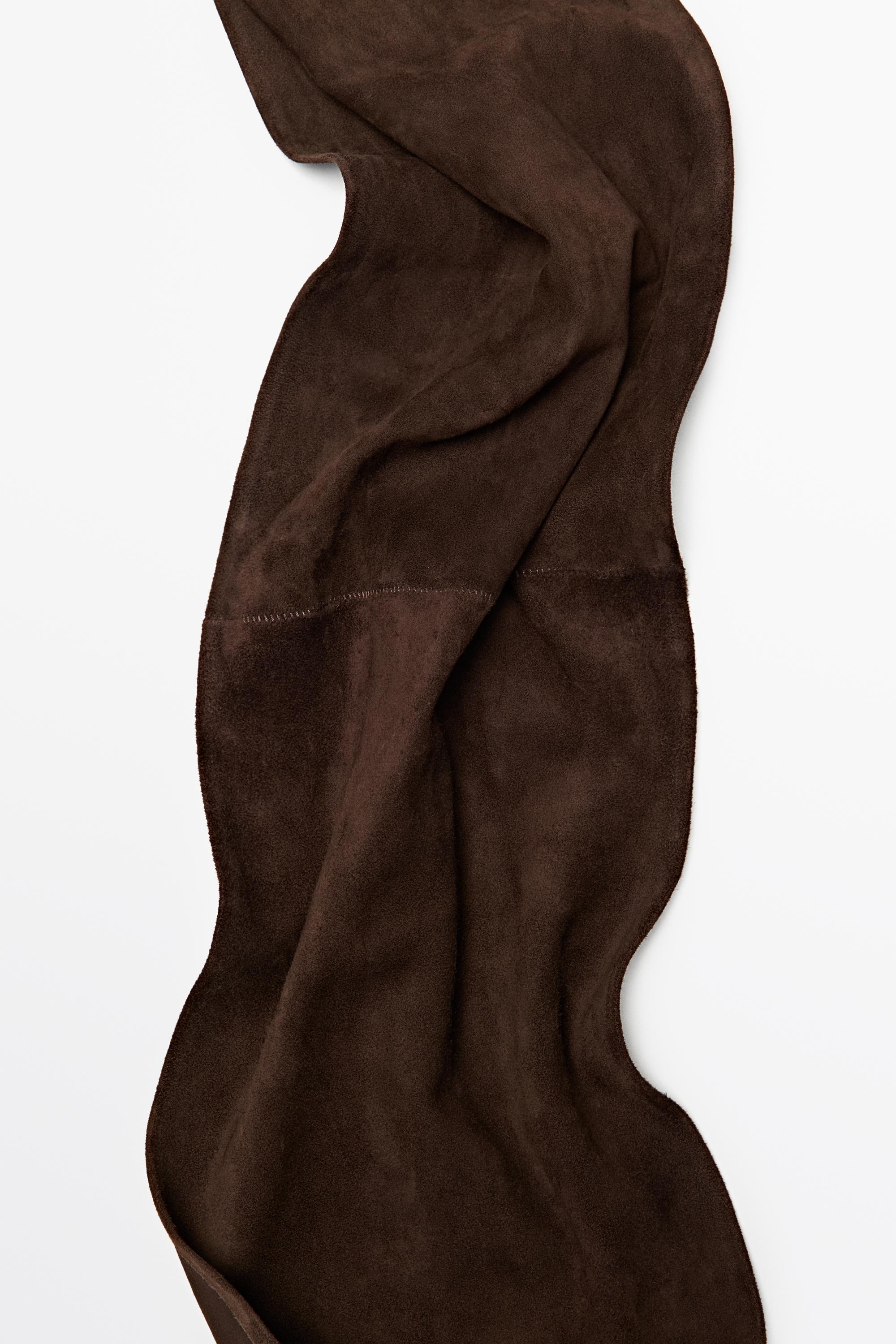 Split suede leather belt with oval buckle